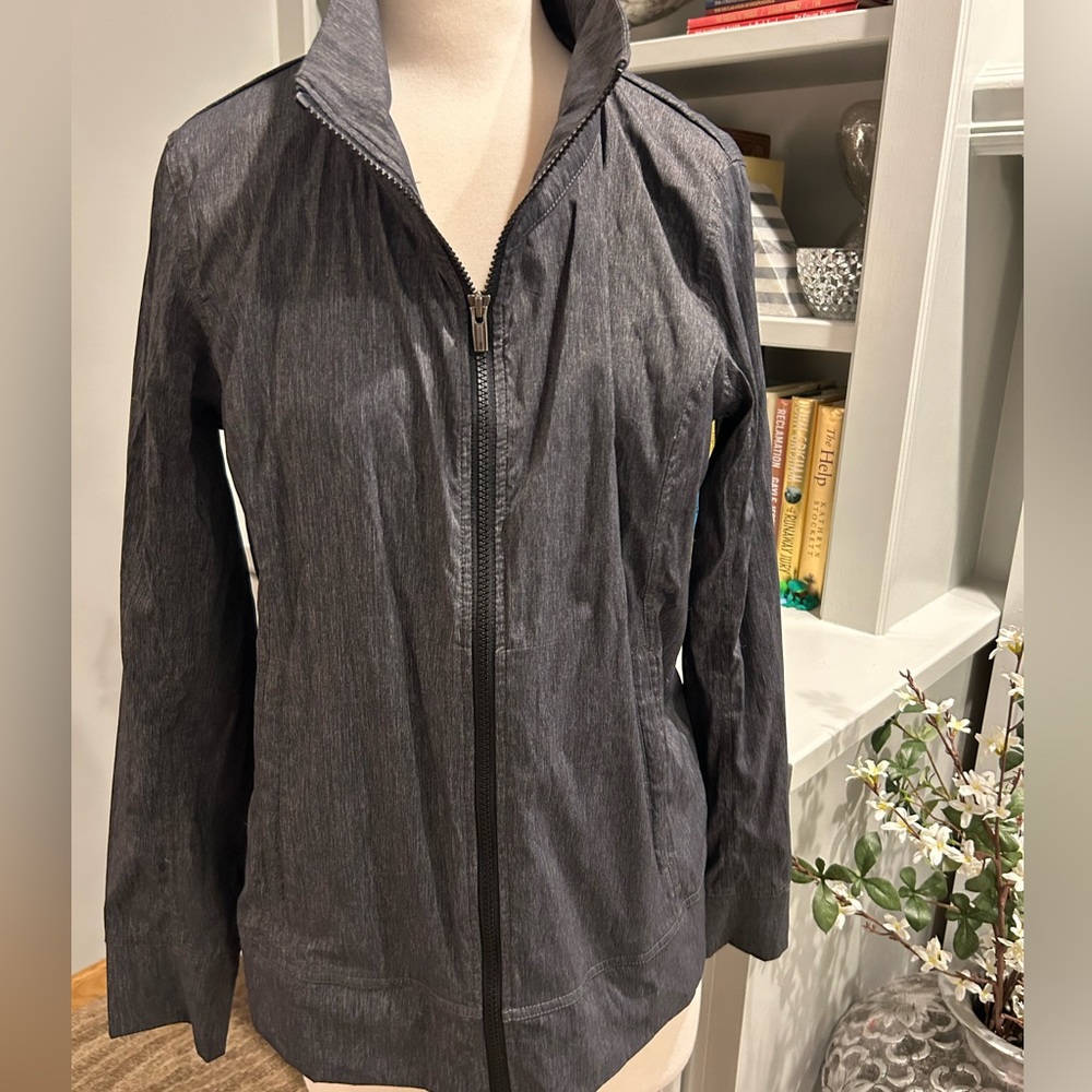Women's Gray Jacket